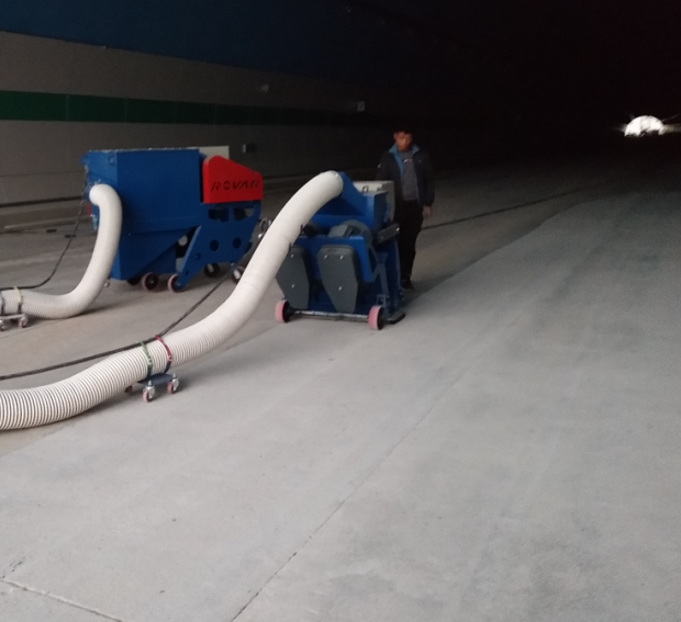 隧道拋丸機